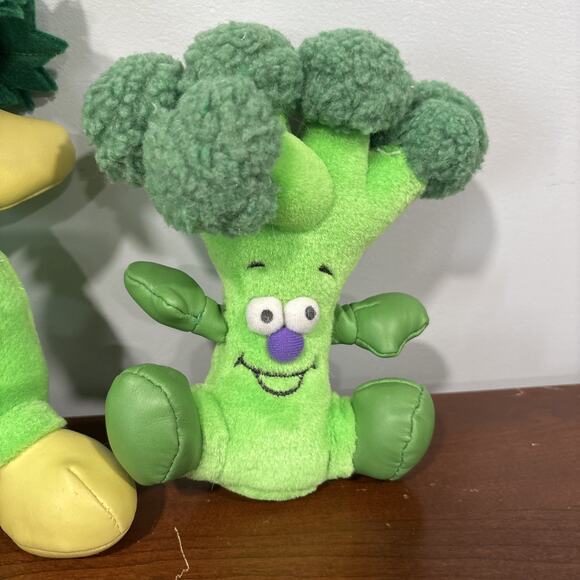 Lot Of 6 Toy Box Creations Vintage Veggie Friends Plush Toys ( Onion Pepper Etc) - Picture 6 of 11